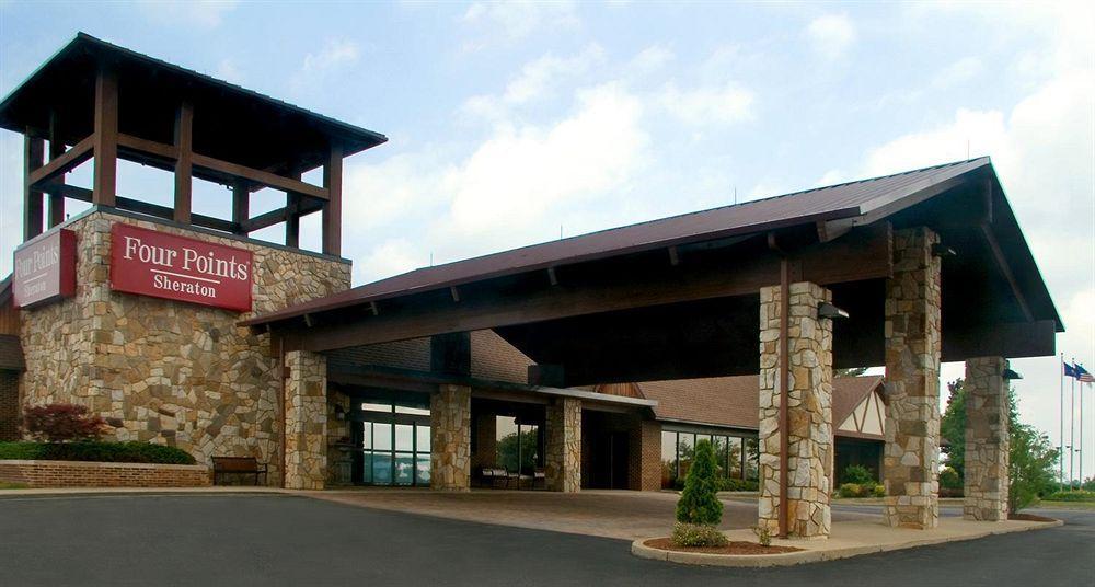 Ramada By Wyndham Greensburg Hotel & Conference Center Zewnętrze zdjęcie